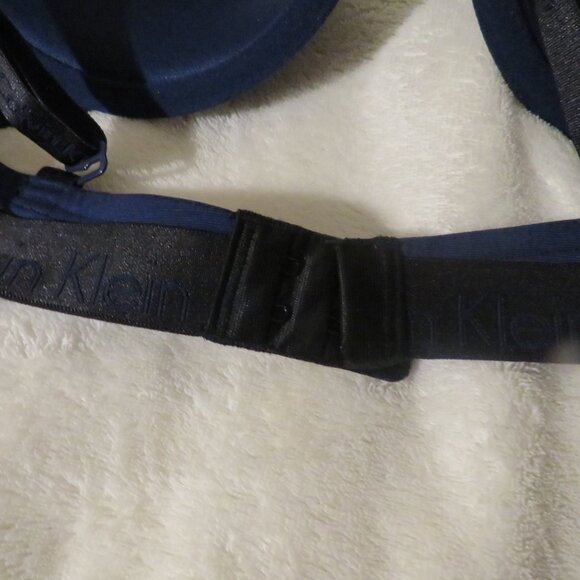 Calvin Klein Blue Bra 36C - Picture 3 of 4